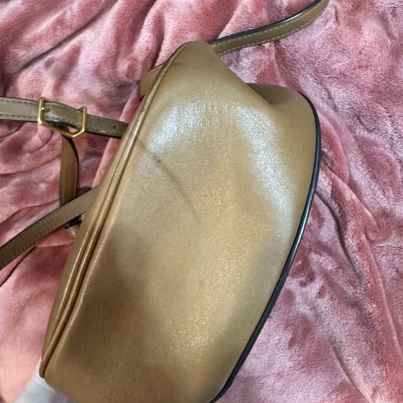 Tory Burch Tan Leather crossbody Bag with Gold Hardware - Picture 4 of 4